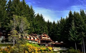Dos Bahias Lake Resort